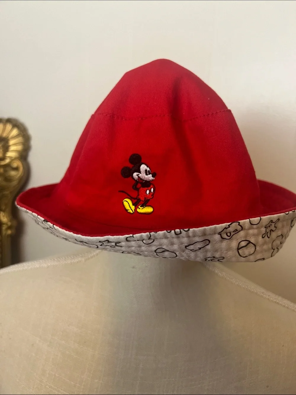 ⭐️Disney Mickey Mouse Reversible Red/ White/Black Fishing Styled Bucket Hat OS